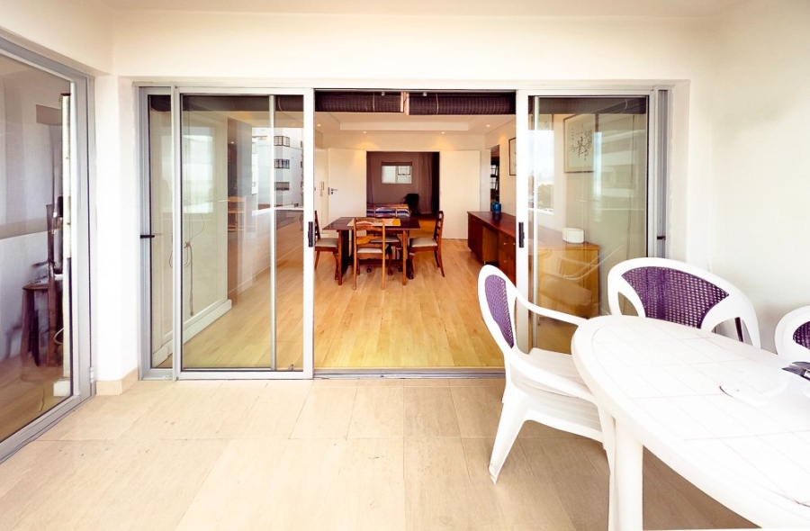 To Let 2 Bedroom Property for Rent in Sea Point Western Cape